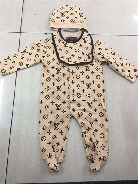 ropa de bebe louis vuitton